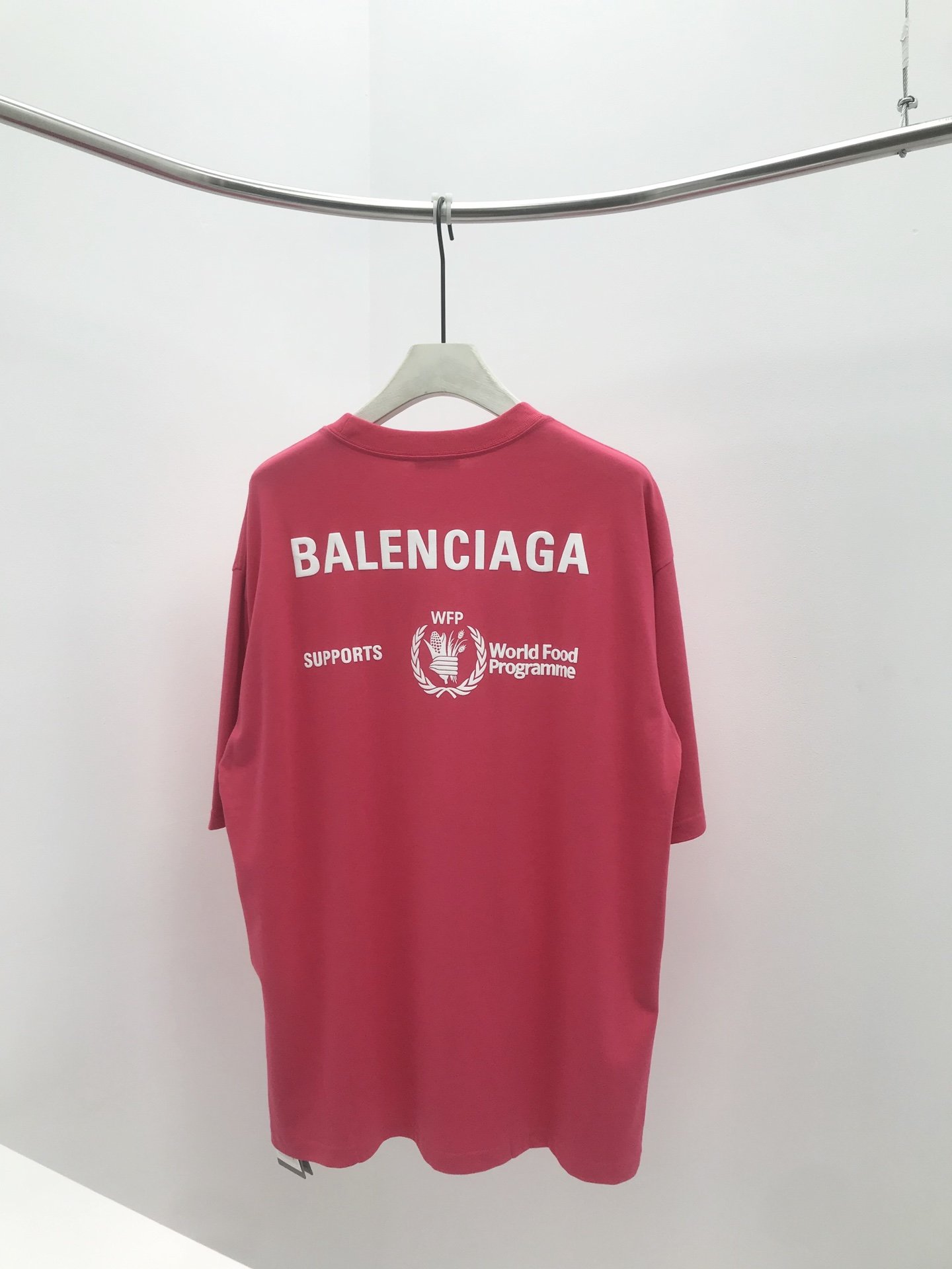 Balenciaga T-Shirt World Food Programme Pink – UA Fashion